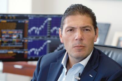 Van con todo contra el cash