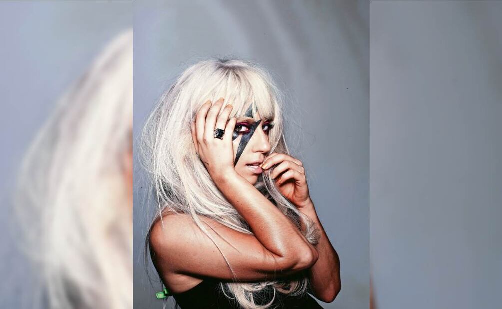Pintó el rayo de Gaga, inspirado en David Bowie, a inicios de la carrera de ella. Fotos: Víctor del Castillo y Archivo EL UNIVERSAL