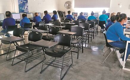Brindan a reclusas opción educativa