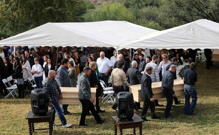 Piden justicia para mexicanos "sin voz" durante funerales de familia LeBarón