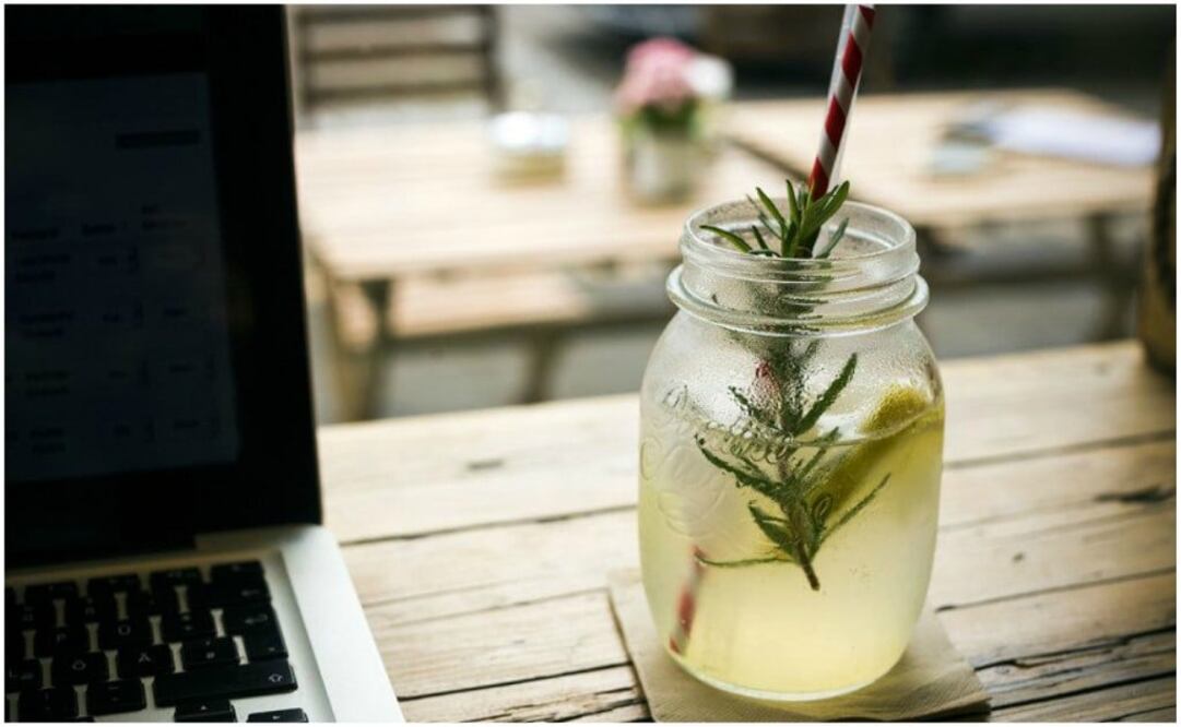 Actualmente, la reproducción de sabores y olores a través del Internet o la reproducción de sus características en objetos virtuales no deja de ser una tarea casi imposible