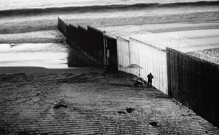 Los viajes del fotógrafo Joel Cortés en 150 imágenes hechas en blanco y negro