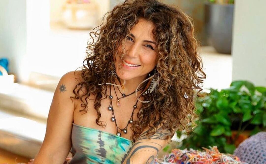 La exconductora de televisión reveló que sufrió por varios años de dolores en el cuerpo relacionados con sus prótesis . Foto: Instagram