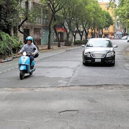 Baches proliferan en alcaldía Cuauhtémoc