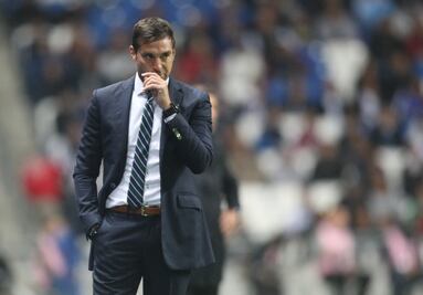 Diego Alonso fue despedido del Sevilla por malos resultados