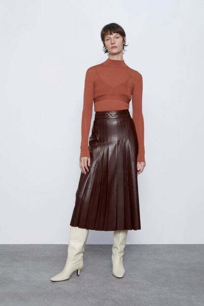 Elegante hermosa, así presume Netflix a Yalitza Aparicio