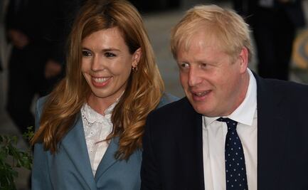 Boris Johnson y su novia Carrie Symonds anuncian el nacimiento de su hijo