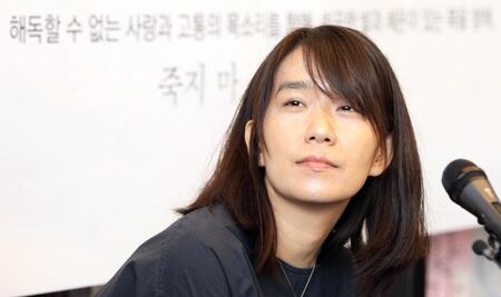 Mientras haya guerra, Han Kang no celebrará su Nobel de Literatura