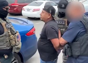 ICE muestra detención de “criminal mexicano” en California; su delito, manejar sin licencia válida