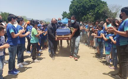 Despiden con homenaje a “Batata” Rocha, candidato a diputado en Tamaulipas