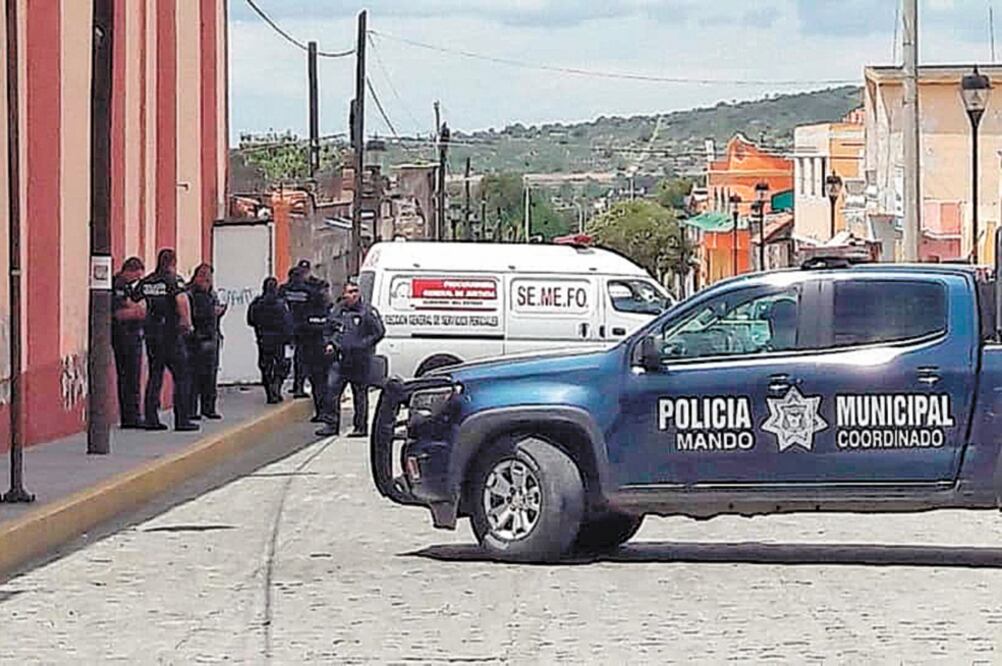 La escena del robo fue resguardada para las investigaciones que se mantienen sobre el asalto en el auditorio municipal de Zempoala. Foto: DINORATH MOTA. EL UNIVERSAL