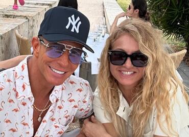 Foto de Erik Rubín junto a Paulina Rubio alborota las redes, ¿qué está pasando?