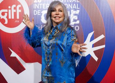 Verónica Castro se niega a llevar su vida a la pantalla; “las bioseries ya pasaron de moda", dice