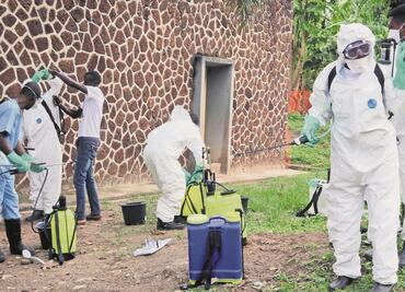 Confirman caso de ébola en Uganda; primero fuera del Congo desde el año pasado