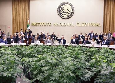 Contralor del INE denuncia en San Lázaro irregularidades en gestión de Lorenzo Córdova por más de 400 mdp