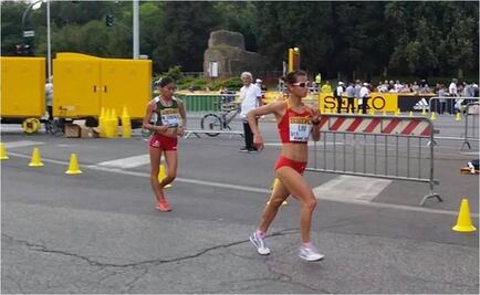 Marchista "Lupita" González gana plata en Roma