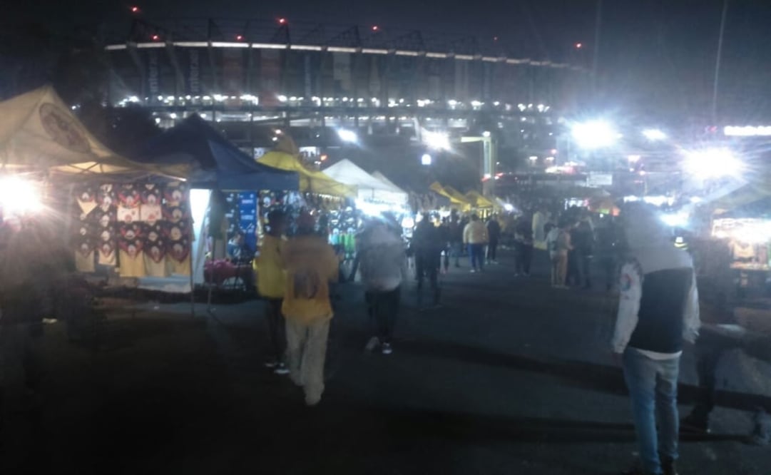 Christian Mendoza7 EL UNIVERSAL. Aficionados del América 