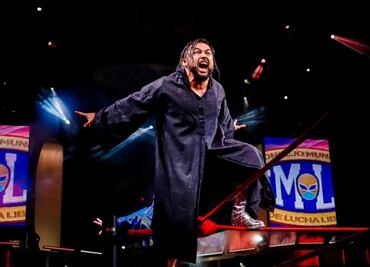 Averno le dio una repasada a Místico, en su regreso a la Arena México