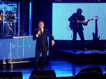 Arrestan a Luis Miguel en California