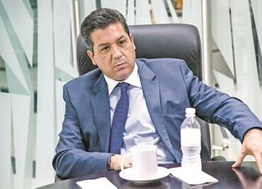 Cabeza de Vaca paga garantía por 100 mil pesos para evitar detención