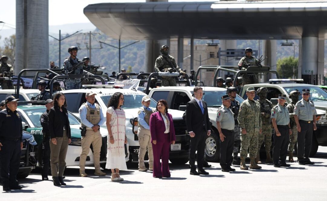 Clara Brugada da banderazo a Operativo Semana Santa Segura, con elementos de la SSC de la CDMX y GN. Foto: Carlos Mejía/EL UNIVERSAL