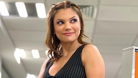 Tábata Jalil se pone sexy y reflexiva, y la tunden: “Deja la política”