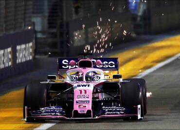 'Checo' Pérez sufre un choque en prácticas del GP de Singapur