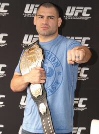 Caín disminuye las horas de sparring