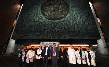 San Lázaro se ilumina de blanco para conmemorar el Día del Cáncer de Pulmón