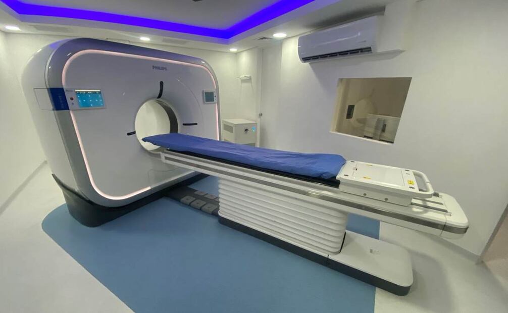 Se realizó la compra de 8 tomógrafos, de los cuales 4 ya están en funcionamiento en los hospitales Rubén Leñero, La Villa, Ajusco Medio y Tláhuac, y están a la espera de recibir los otros cuatro equipos. Foto: Especial