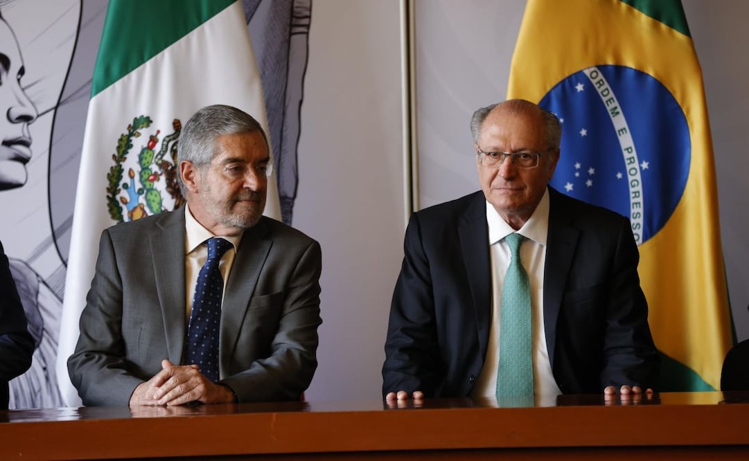 Firma de Memorándums de Entendimiento entre México y Brasil que encabezaron Geraldo Alckmin, vicepresidente de la República Federativa de Brasil; Juan Ramón de la Fuente, secretario de Relaciones Exteriores este miércoles 27 de agosto de 2025. Foto: Diego Simón Sánchez/ EL UNIVERSAL