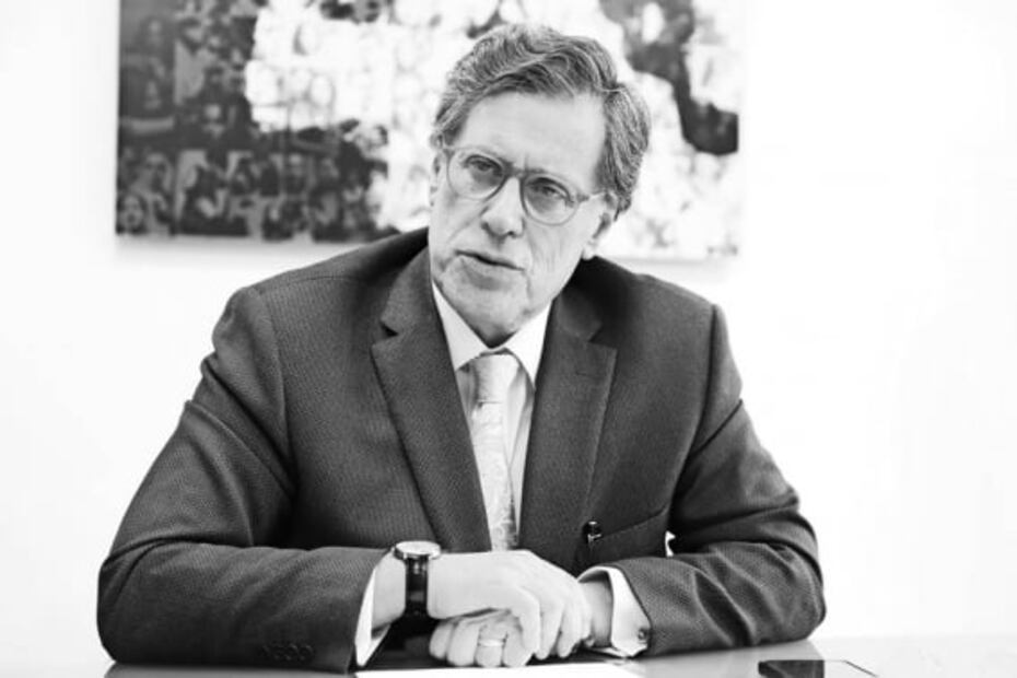 En escuelas de Televisa y Azteca se hacen actores sin salir de casa