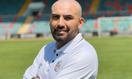 Jehú Chiapas, técnico mexicano es despedido en España; otro mexicano ocupará su puesto 