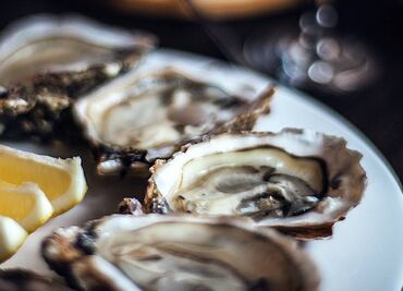 Mar y vinos blancos, la dupla perfecta