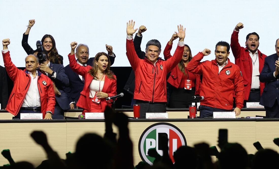Alejandro Moreno Cárdenas encabezó la asamblea nacional del PRI en el Pepsi Center. Foto: Diego Sánchez / EL UNIVERSAL