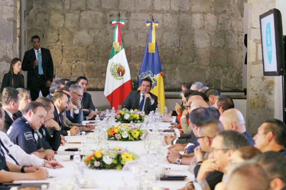 Los ocho presidentes municipales que conforman la zona metropolitana de Guadalajara criticaron la intervención de la policía de Tlaquepaque (CORTESÍA)