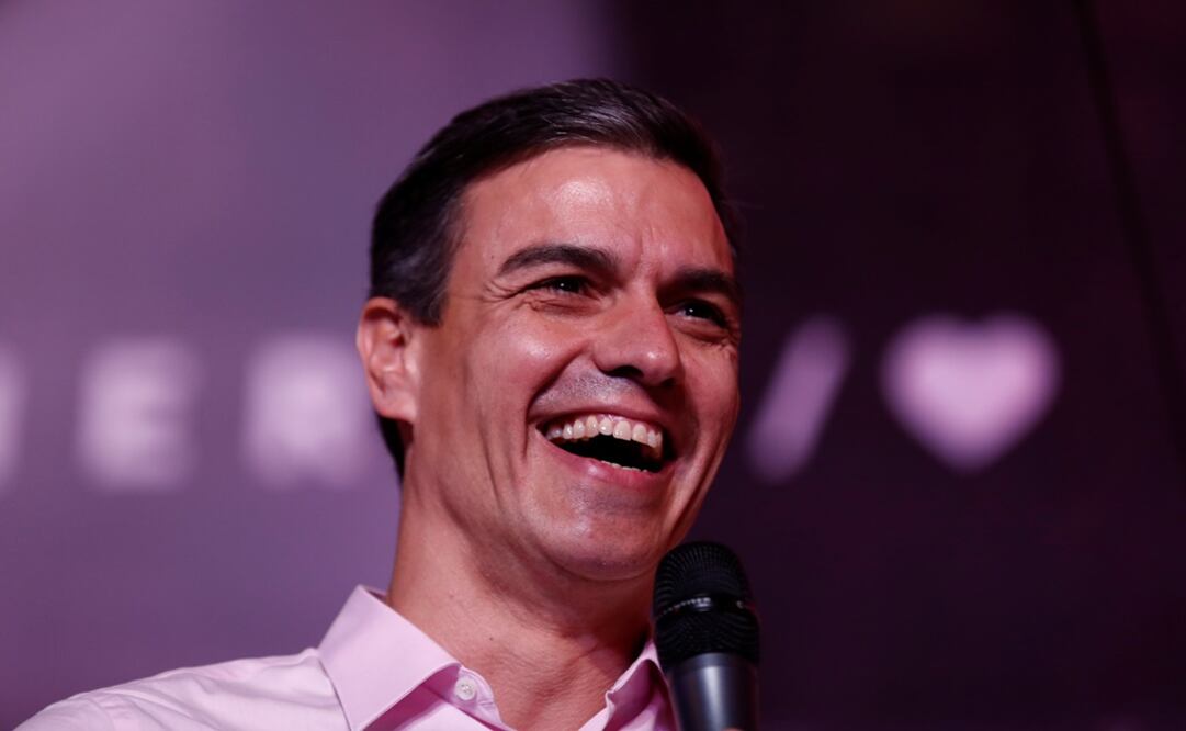 Spain's Prime Minister Pedro Sánchez of the Socialist Workers' Party (PSOE) speaks to supporters while celebrating the result in Spain's general election in Madrid, Spain - Photo: Sergio Perez/REUTERS