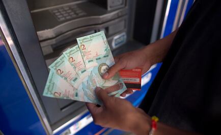 Venezuela devalúa 96% el bolívar en nueva tasa oficial