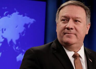 Pompeo dice que seguirá en el cargo hasta que Trump lo corra "por Twitter"
