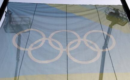 Carried by samba stars and a prince, Olympic torch nears ceremony