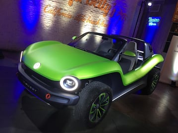 Volkswagen revive el Buggy como un auto eléctrico