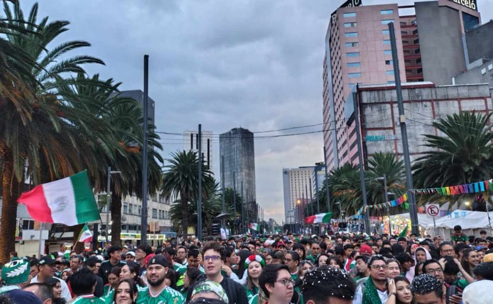 Aseguró que planeaban continuar los festejos en el Ángel de la Independencia en caso de una victoria o pérdida. Foto: Arantxa Meave / EL UNIVERSAL.
