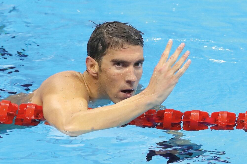 El veterano nadador estadounidense volvió a mostrar su jerarquía en la piscina olímpica (DEAN LEWIS. EFE)