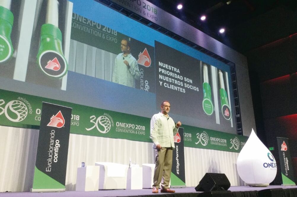 Carlos Murrieta, director de Pemex Transformación Industrial, anunció que se planea dar mantenimiento a las refinerías del país cada año. (CARLA MARTÍNEZ. EL UNIVERSAL)