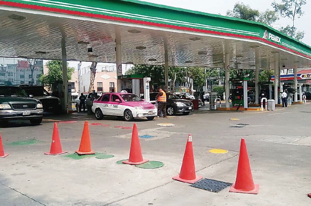 En el país existen, en promedio, 357 estaciones o gasolineras por estado (ALEJANDRA LEYVA. EL UNIVERSAL)