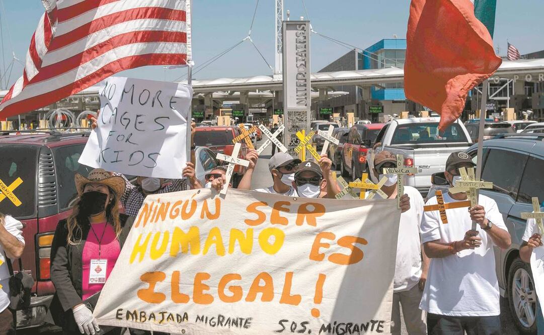 Miembros de grupos de defensa de migrantes se manifestaron ayer contra las políticas en la materia del presidente de Estados Unidos, Donald Trump. Foto: GUILLERMO ARIAS. AFP