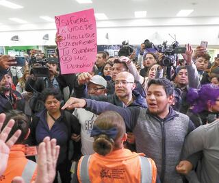 Partidos, detrás de protestas: López Obrador