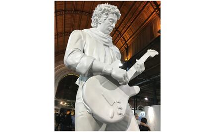 Por bicentenario de la independencia, Argentina regala a Costa Rica escultura de Gustavo Cerati