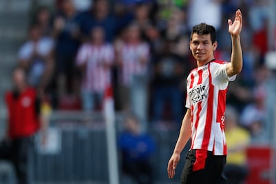 Hirving Lozano se despide del PSV con emotivo mensaje