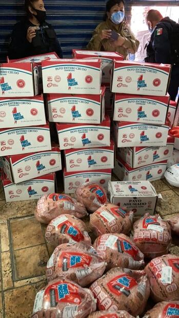 ¡Salvaron la Navidad! Recuperan en Edomex cargamento de pavos valuado en 400 mil pesos